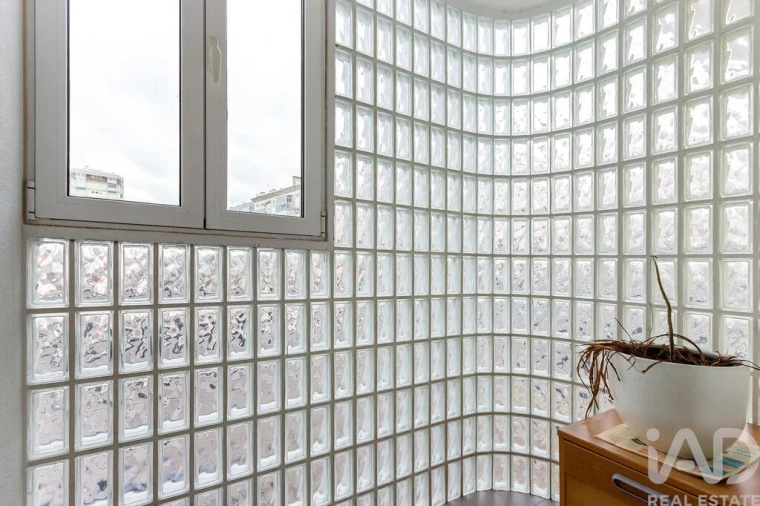 Apartamento T2 para Arrendamento em Lumiar Foto 7