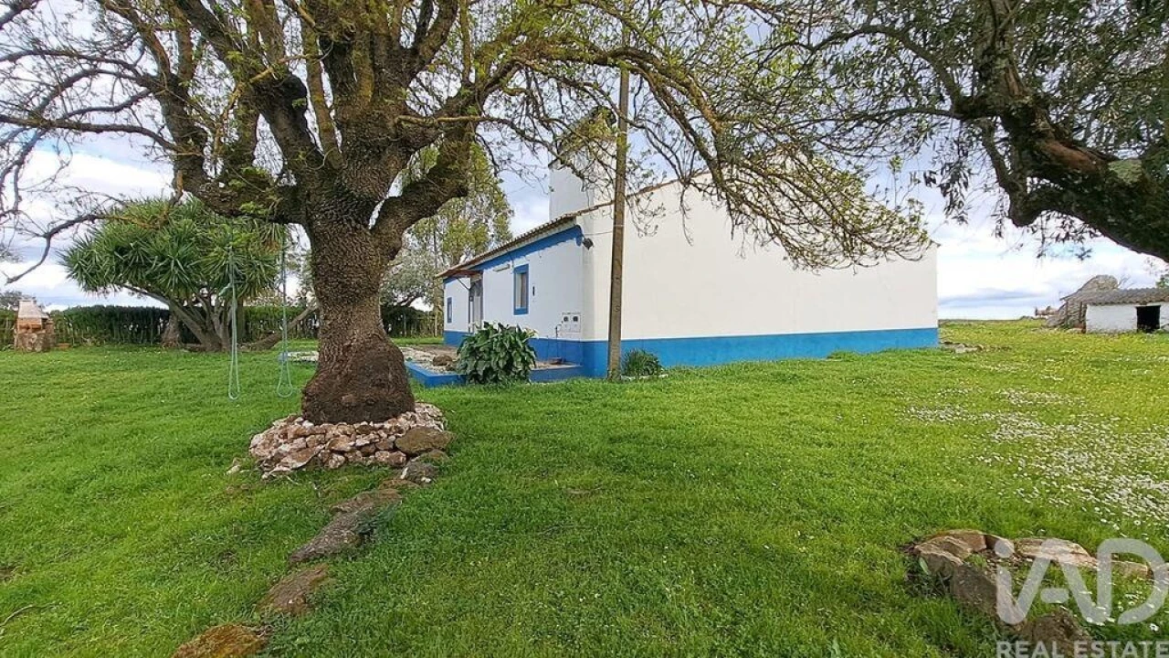 Quinta T2 para Venda em São Domingos de Ana Loura Foto 17