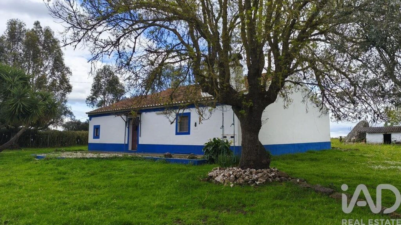 Quinta T2 para Venda em São Domingos de Ana Loura Foto 3