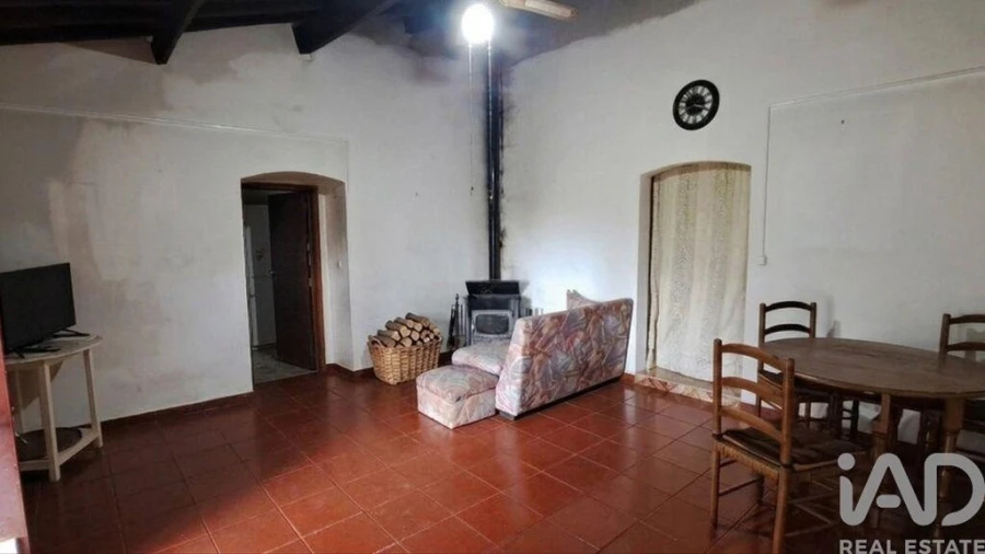 Quinta T2 para Venda em São Domingos de Ana Loura Foto 9