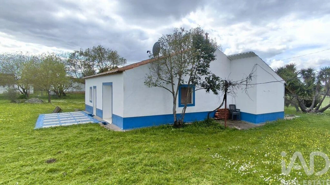 Quinta T2 para Venda em São Domingos de Ana Loura Foto 6