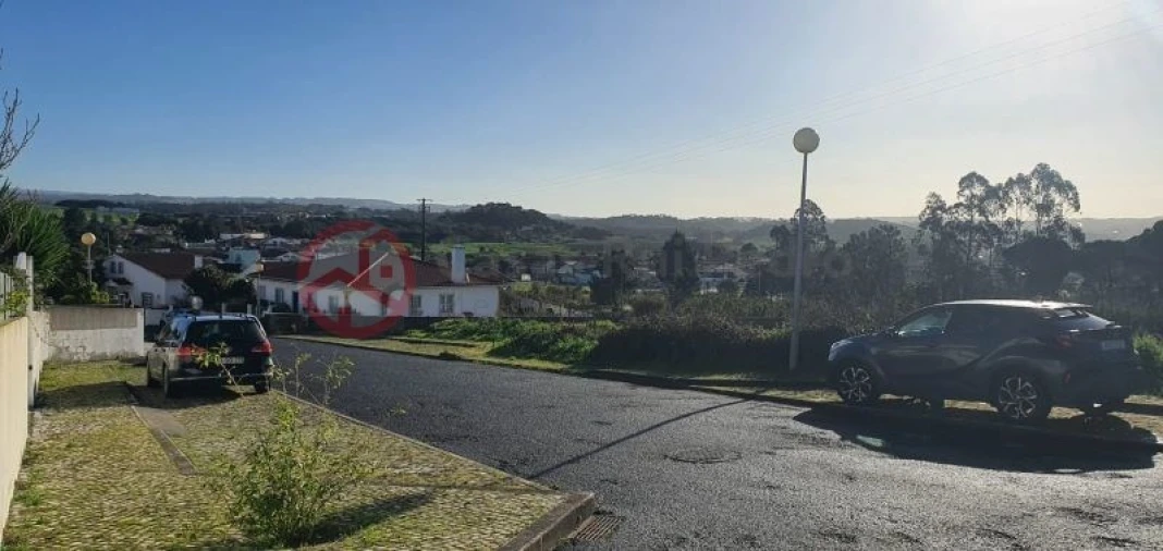 Terreno para Venda em Santa Maria, São Pedro e Sobral da Lagoa Foto 3