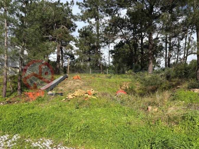 Terreno para Venda em Charneca de Caparica e Sobreda Foto 3