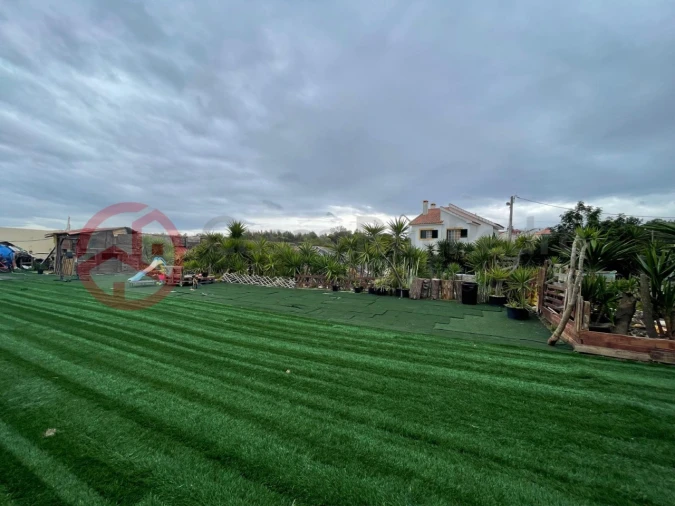Terreno para Venda em Charneca de Caparica e Sobreda Foto 2
