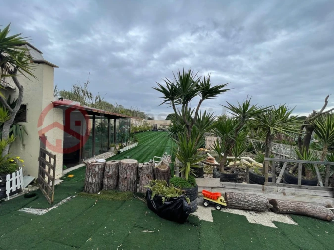 Terreno para Venda em Charneca de Caparica e Sobreda Foto 11