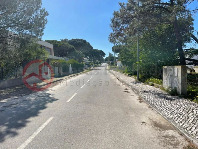 Terreno para Venda em Sesimbra (Castelo) Foto 8