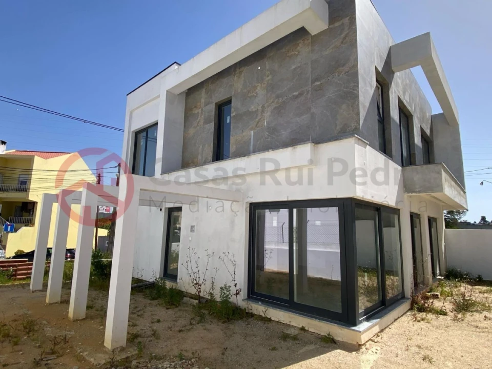 Terreno para Venda em Charneca de Caparica e Sobreda Foto 8