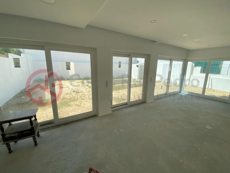 Terreno para Venda em Charneca de Caparica e Sobreda Foto 24