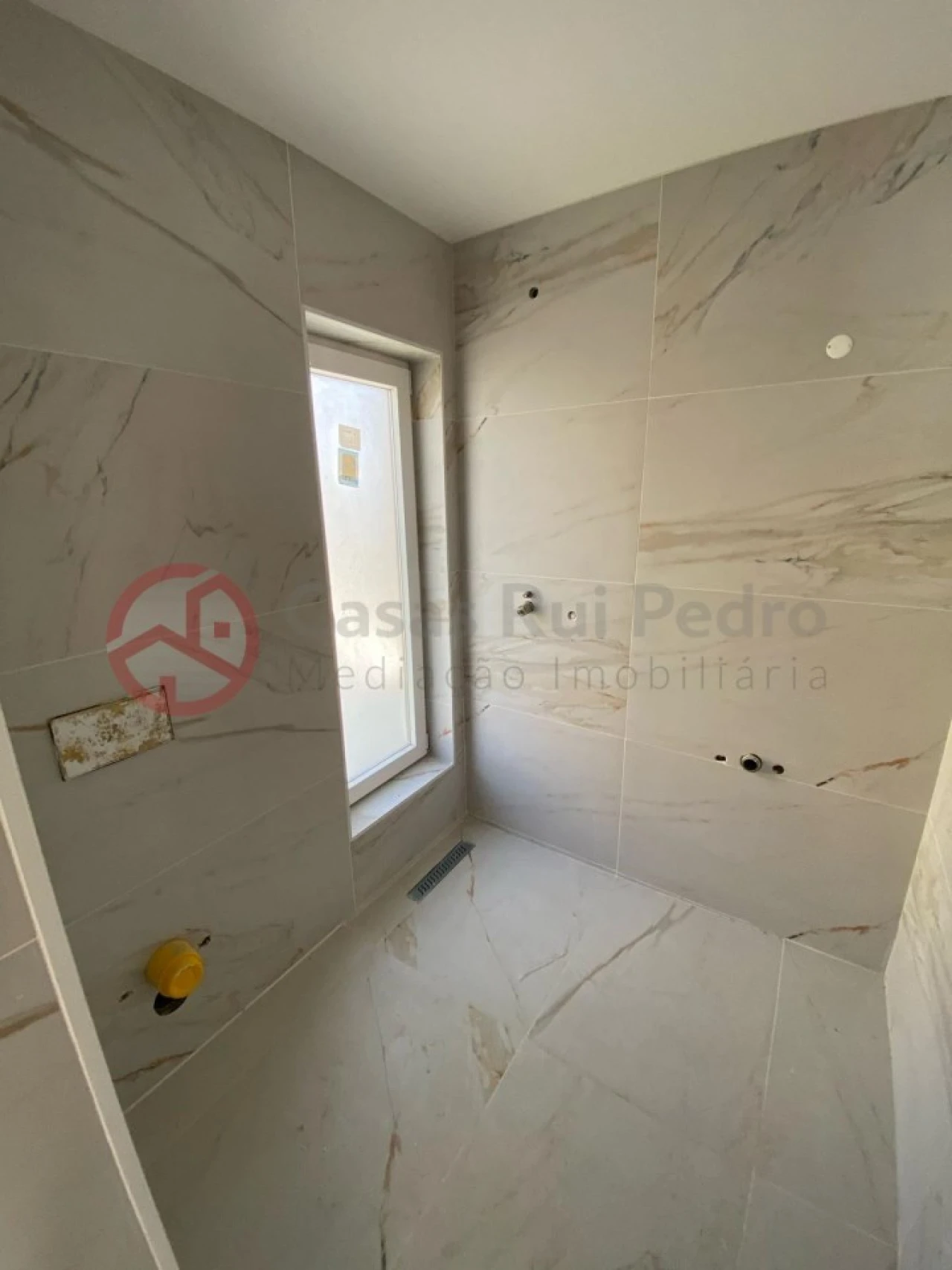 Terreno para Venda em Charneca de Caparica e Sobreda Foto 27