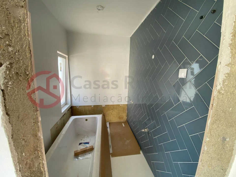 Terreno para Venda em Charneca de Caparica e Sobreda Foto 40