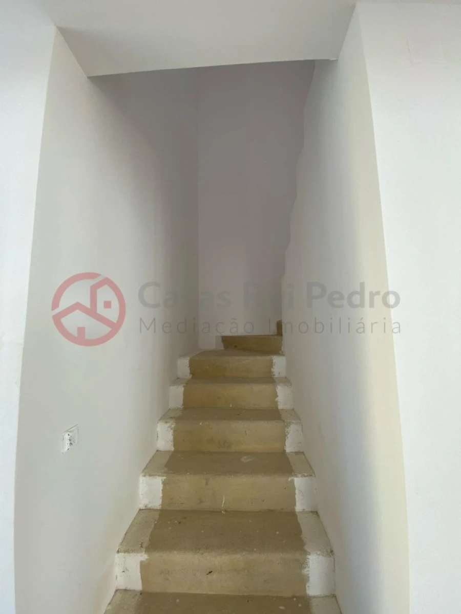 Terreno para Venda em Charneca de Caparica e Sobreda Foto 13