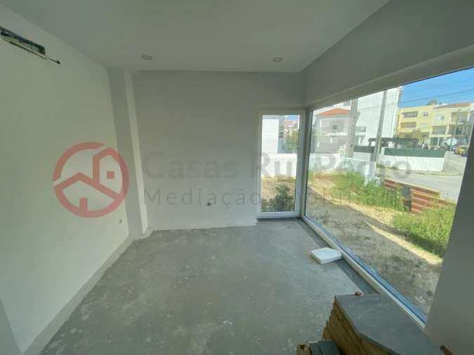 Terreno para Venda em Charneca de Caparica e Sobreda Foto 15