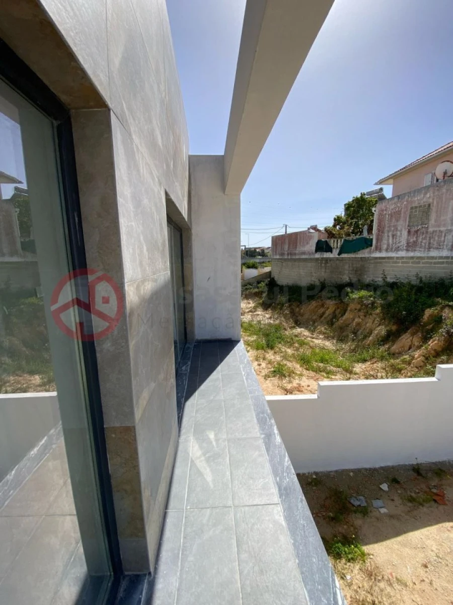 Terreno para Venda em Charneca de Caparica e Sobreda Foto 41