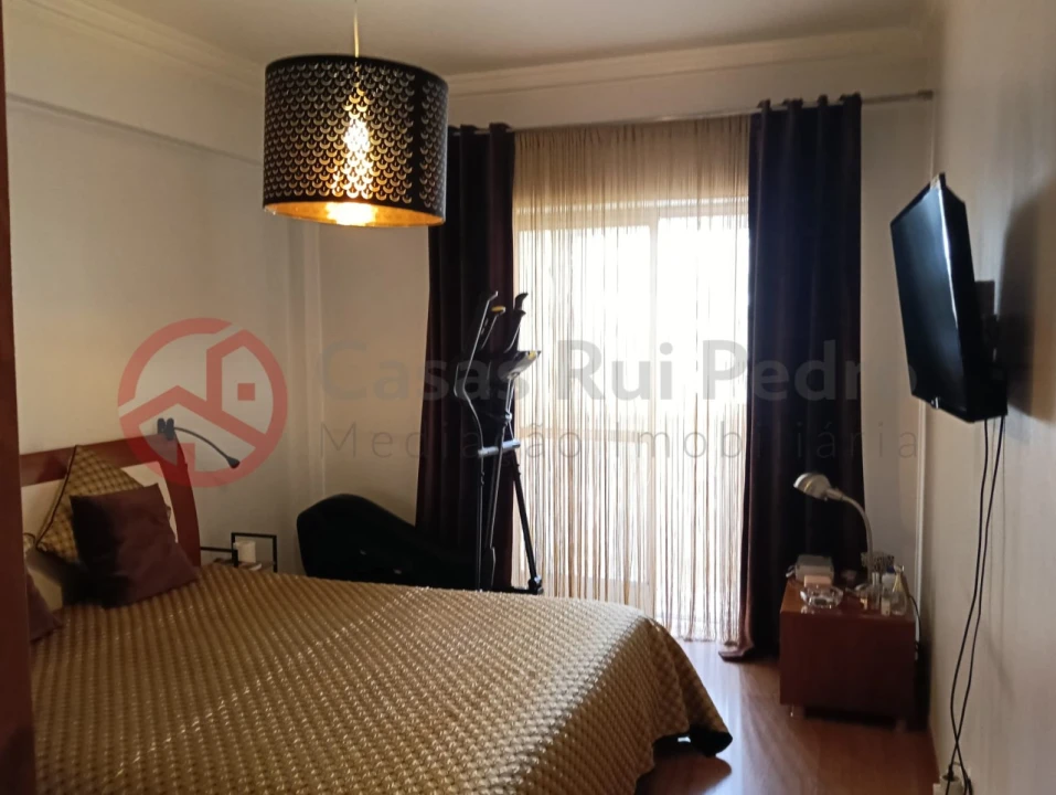 Apartamento T3 para Venda em Corroios Foto 10