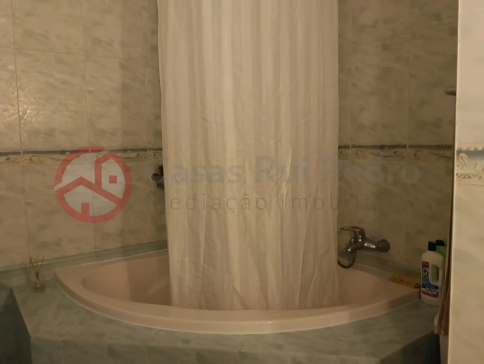 Apartamento T3 para Venda em Corroios Foto 12