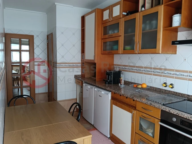 Apartamento T3 para Venda em Corroios Foto 3