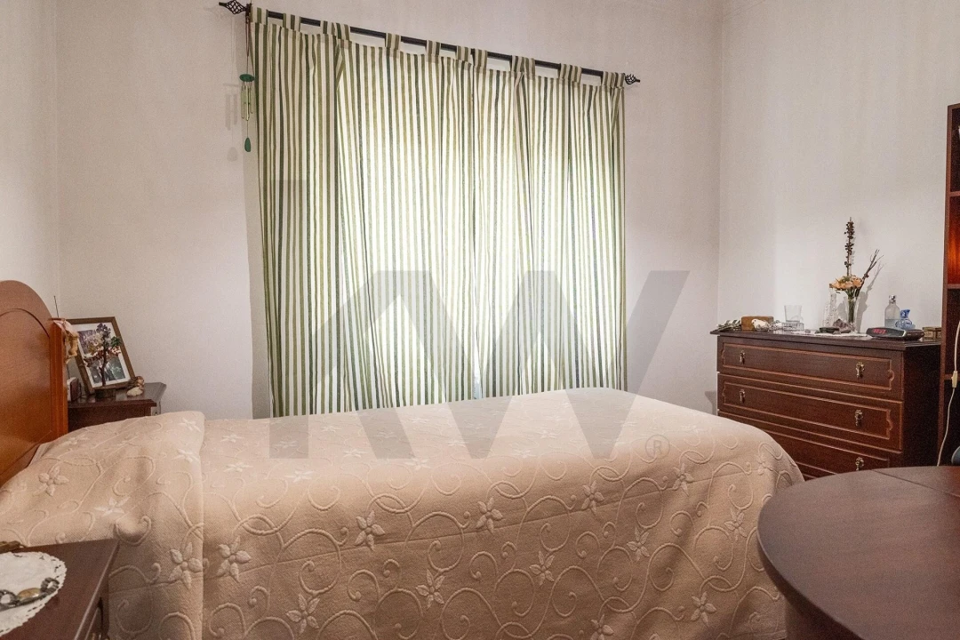 Apartamento T2 para Venda em Amora Foto 17