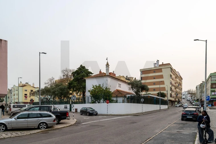 Apartamento T2 para Venda em Amora Foto 21