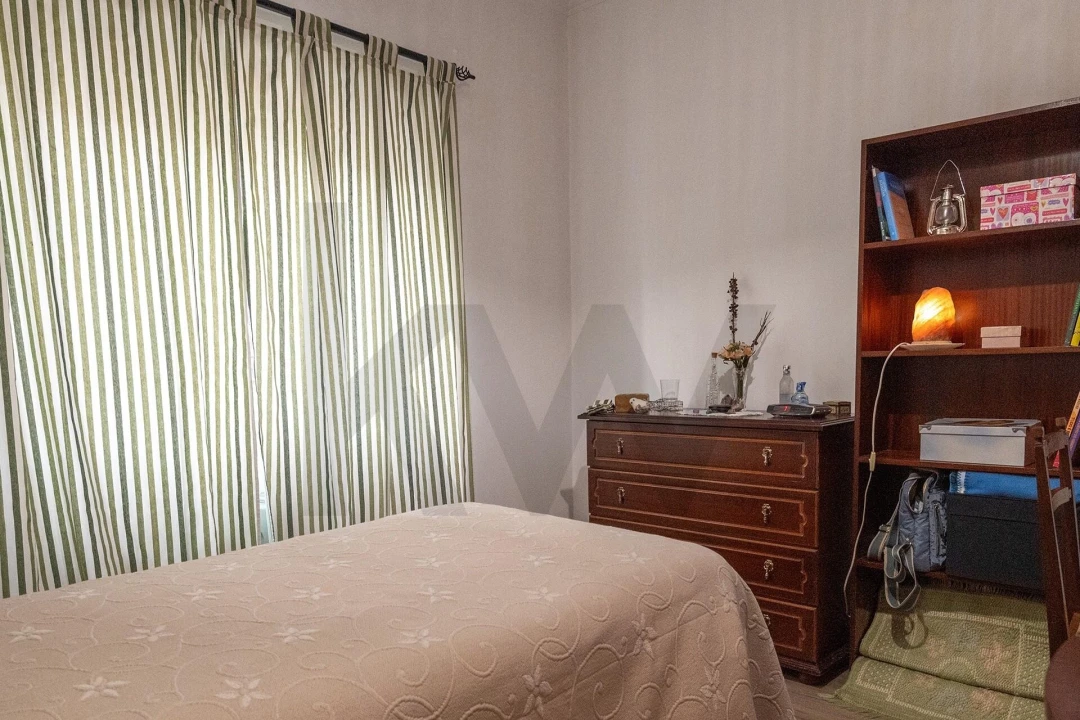 Apartamento T2 para Venda em Amora Foto 16