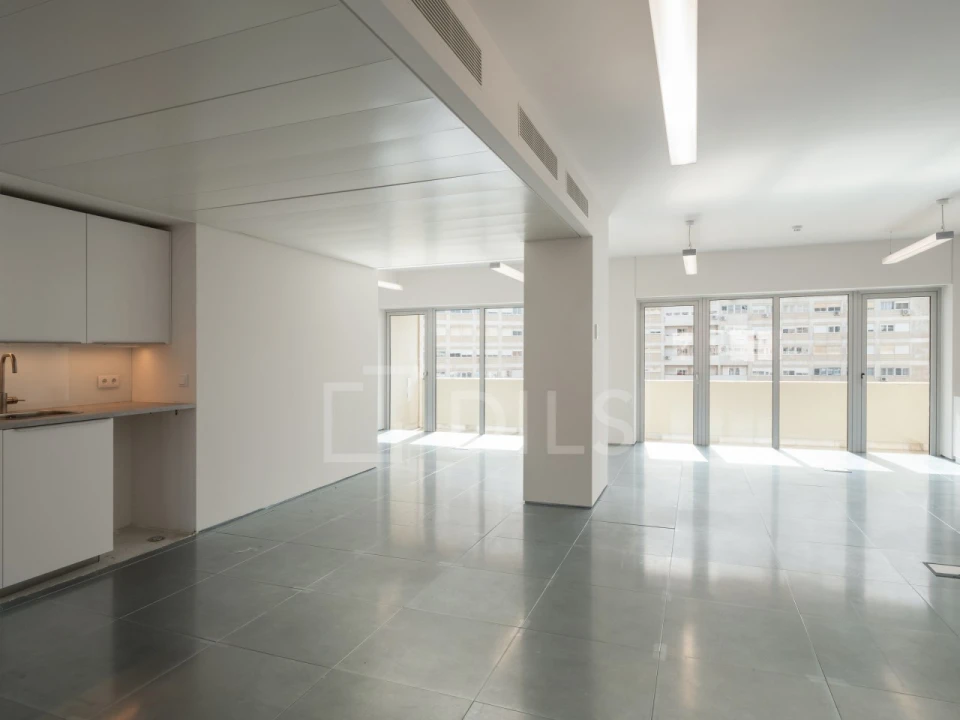 Escritório para Arrendamento em Alvalade Foto 19