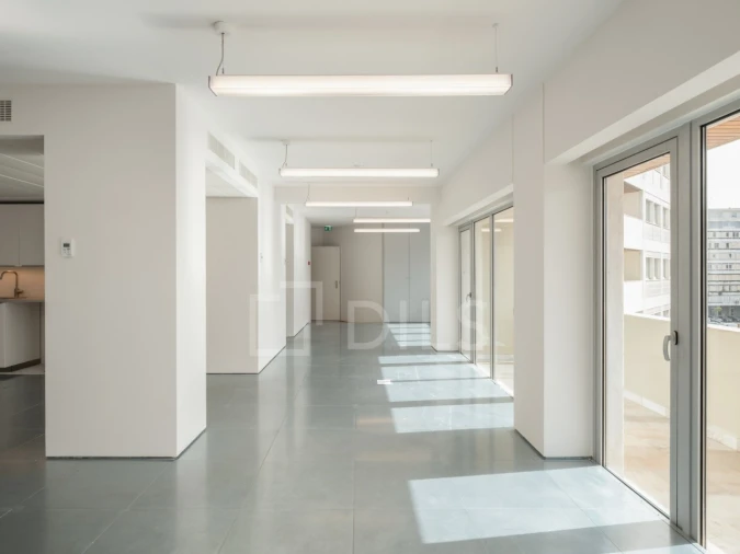 Escritório para Arrendamento em Alvalade Foto 5