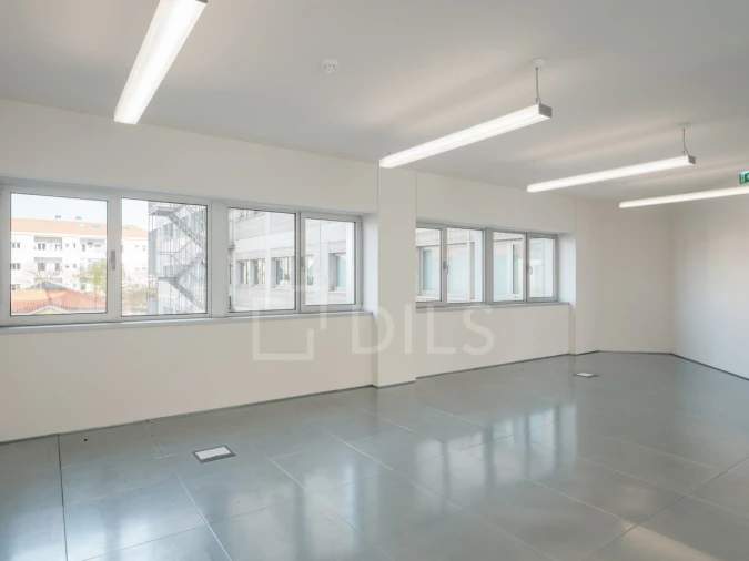 Escritório para Arrendamento em Alvalade Foto 14