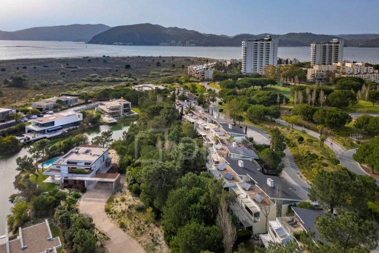 Moradia T3 para Venda em Grândola e Santa Margarida da Serra Foto 21