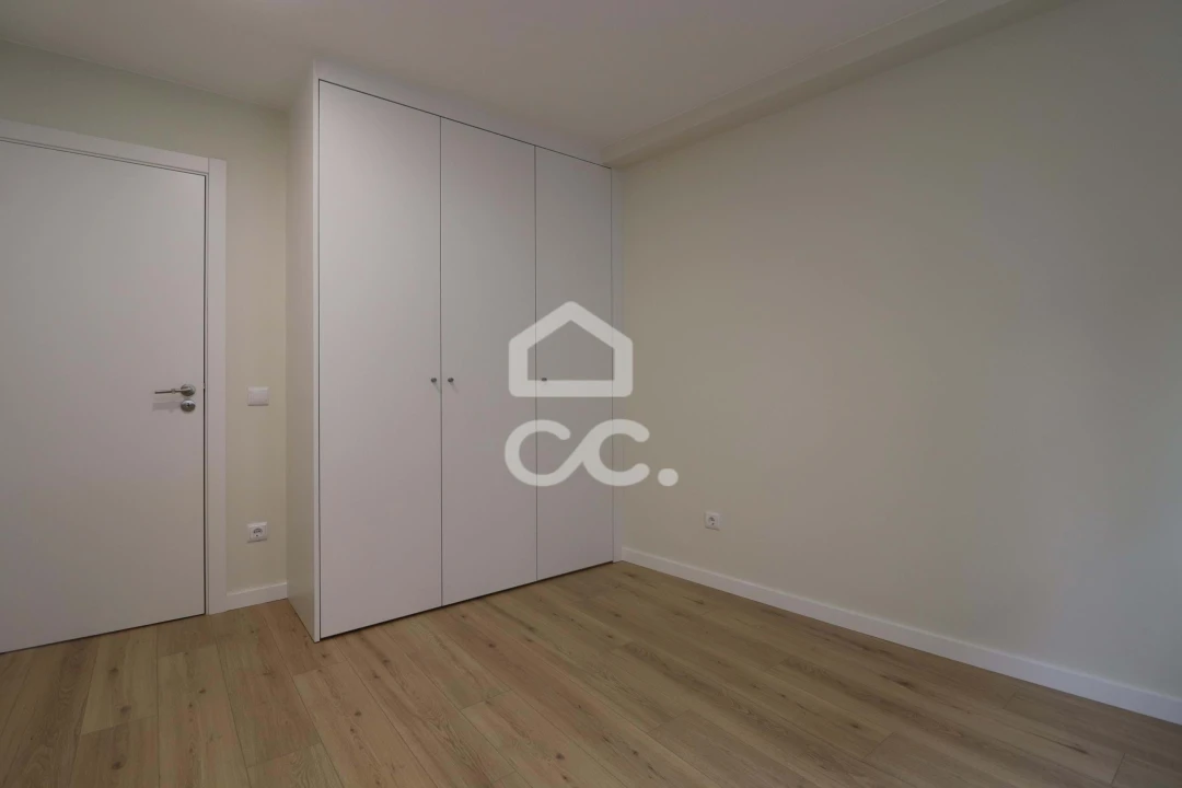 Apartamento T2 para Venda em Sé Nova, Santa Cruz, Almedina e São Bartolomeu Foto 6