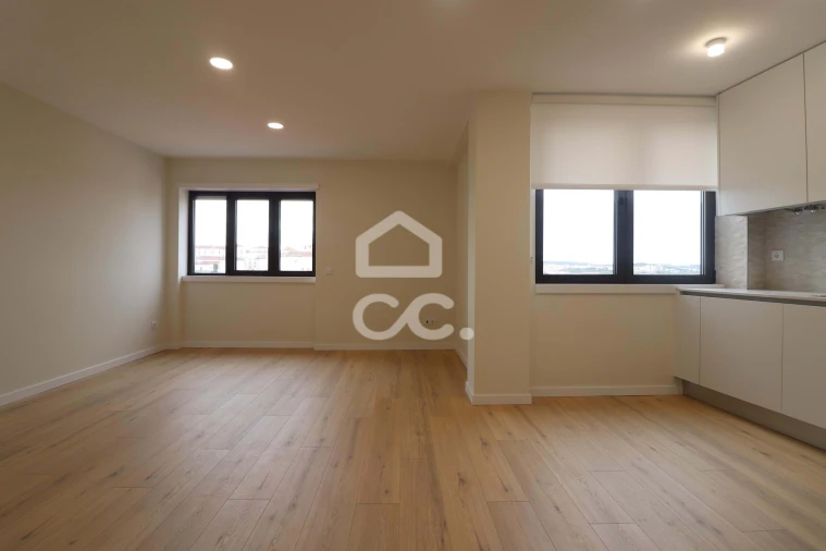 Apartamento T2 para Venda em Sé Nova, Santa Cruz, Almedina e São Bartolomeu