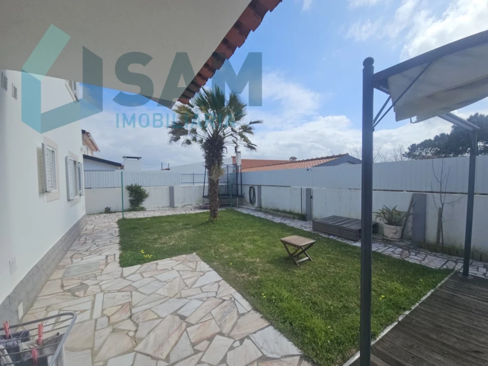 Moradia T4 para Venda em Silveira Foto 3