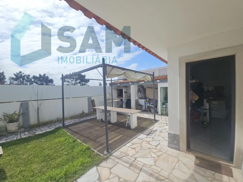 Moradia T4 para Venda em Silveira Foto 7