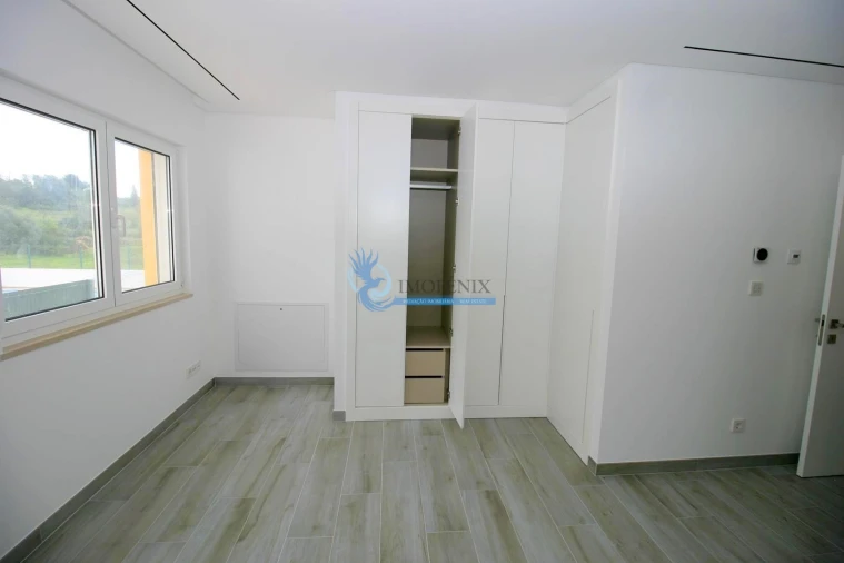 Moradia T3 para Venda em Albufeira e Olhos de Água Foto 8