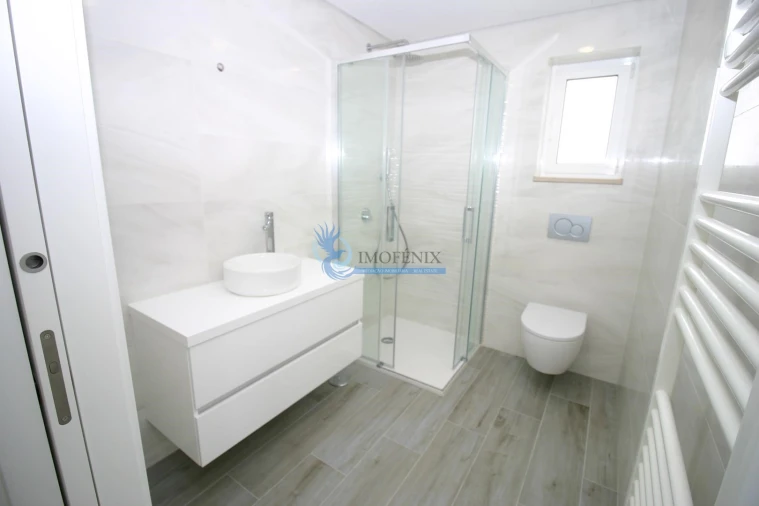 Moradia T3 para Venda em Albufeira e Olhos de Água Foto 10