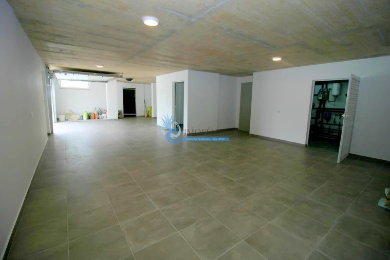 Moradia T3 para Venda em Albufeira e Olhos de Água Foto 30