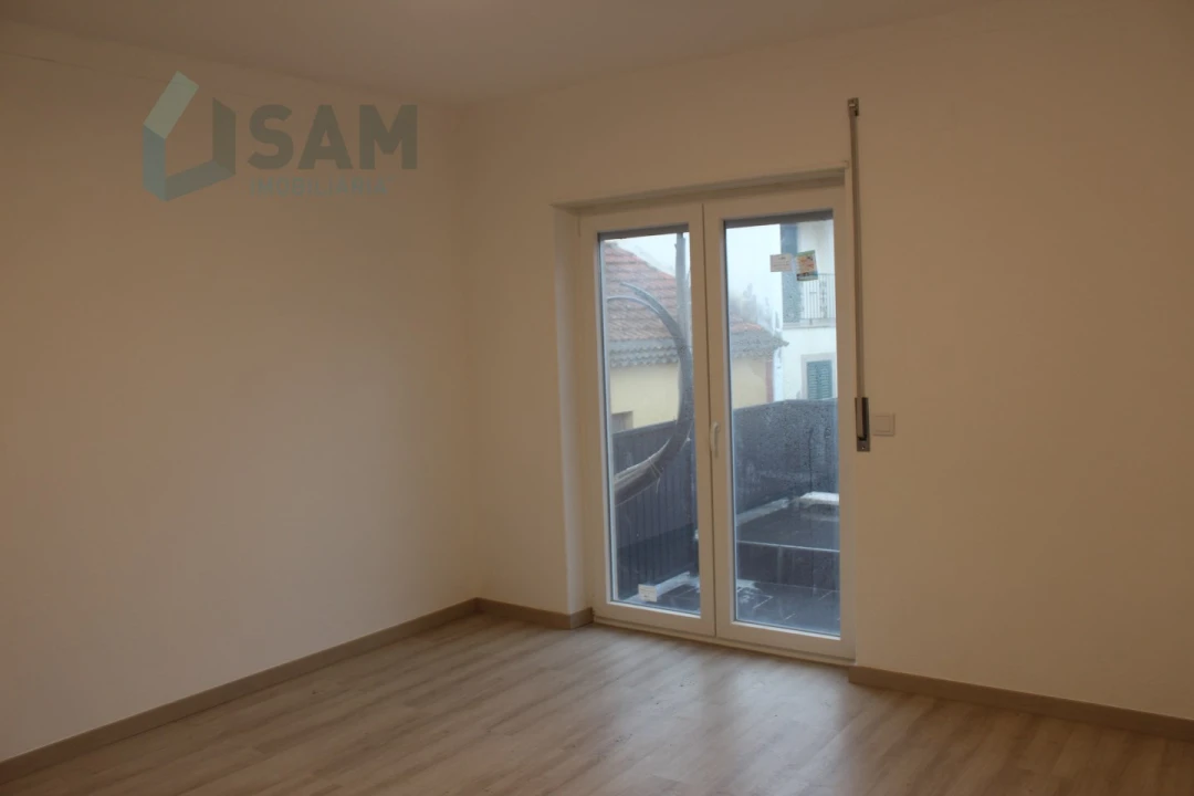 Moradia T3 para Venda em Nossa Senhora do Pópulo, Coto e São Gregório Foto 5