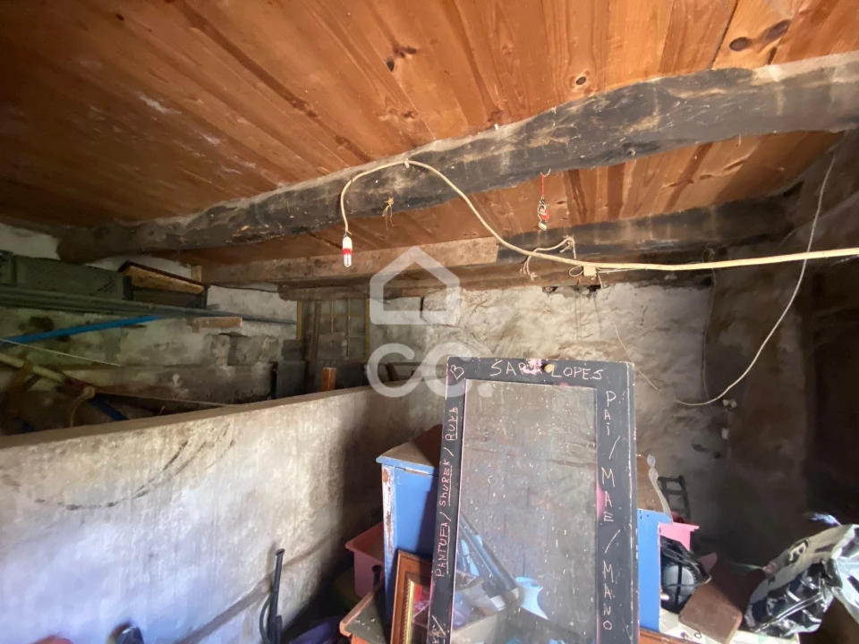 Moradia T3 para Venda em Abação e Gémeos Foto 10