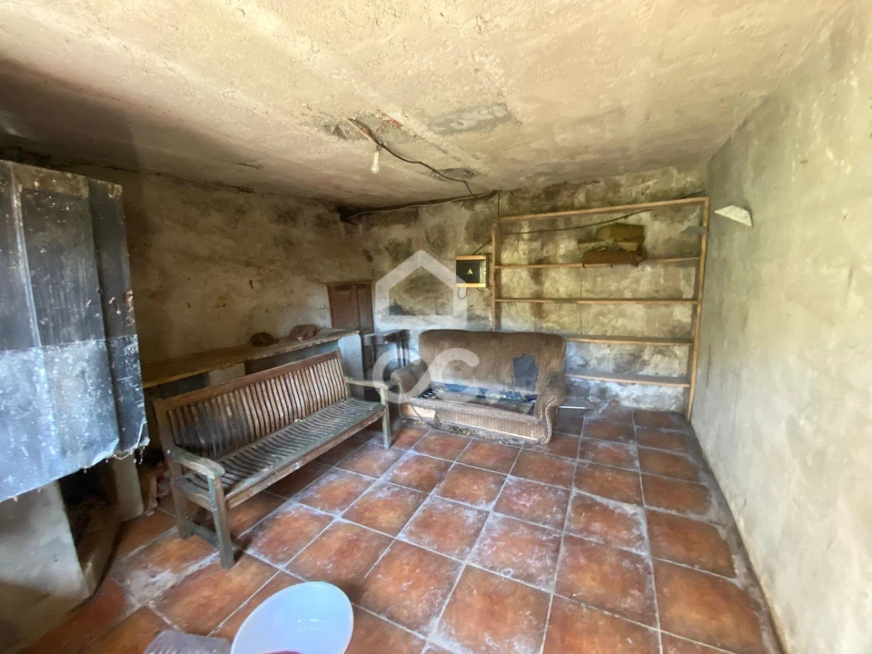 Moradia T3 para Venda em Abação e Gémeos Foto 17