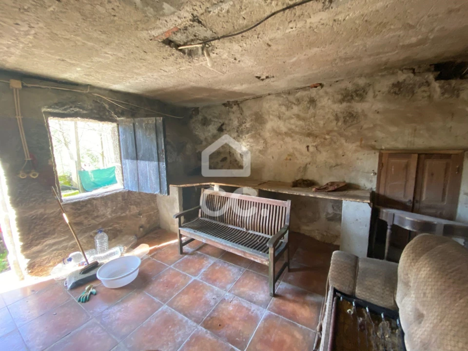 Moradia T3 para Venda em Abação e Gémeos Foto 14