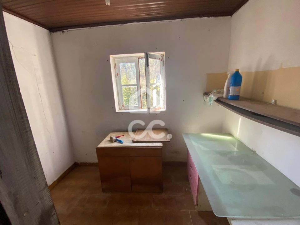 Moradia T3 para Venda em Abação e Gémeos Foto 13