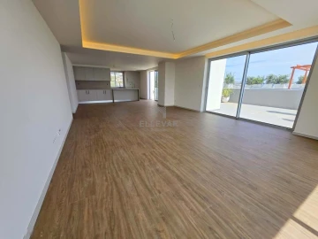 Apartamento T3 para Venda em Camara de Lobos