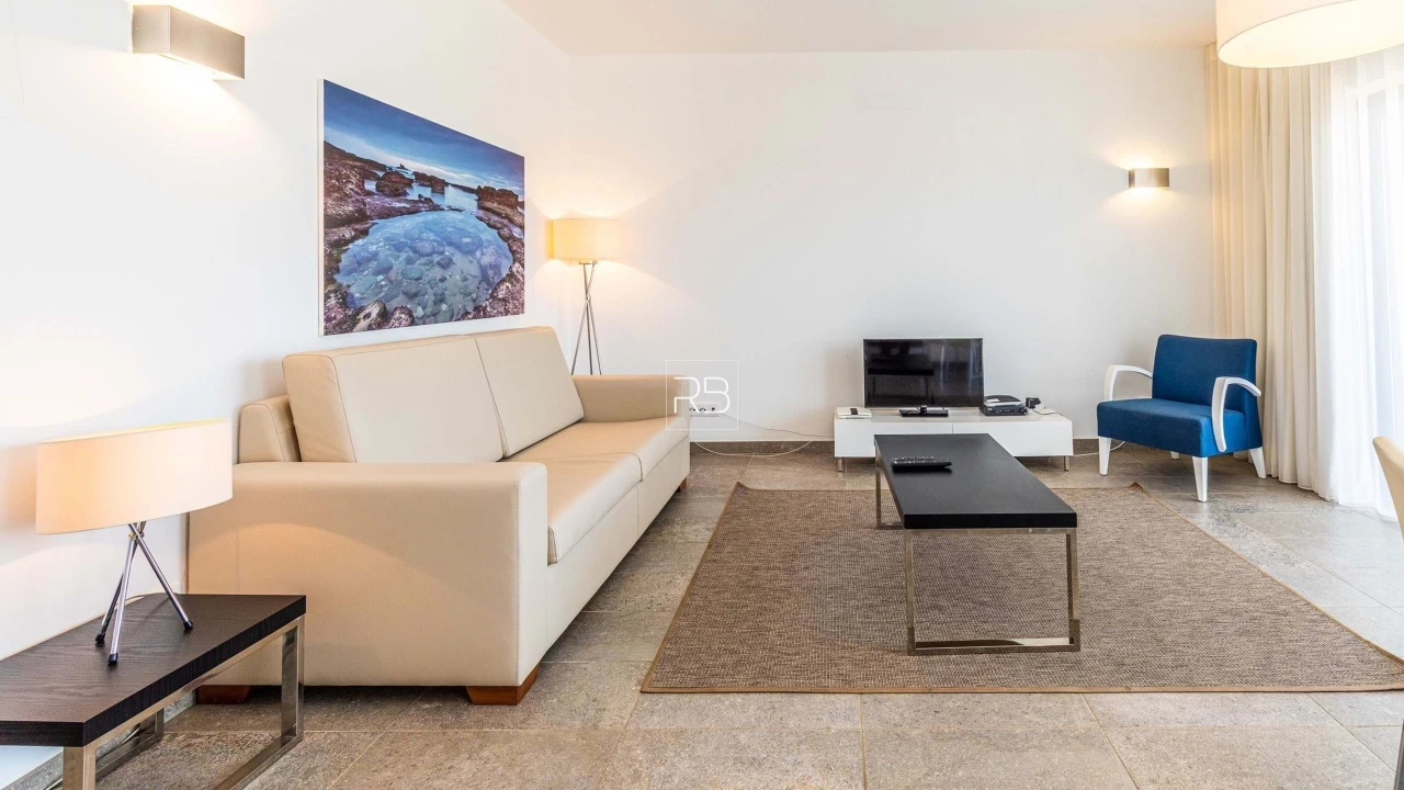 Apartamento T1 para Venda em Mexilhoeira Grande Foto 4