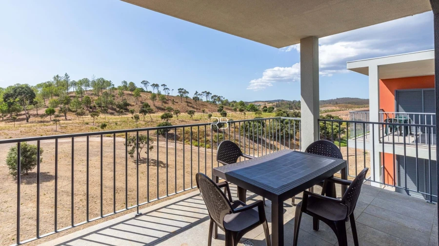 Apartamento T1 para Venda em Mexilhoeira Grande Foto 2