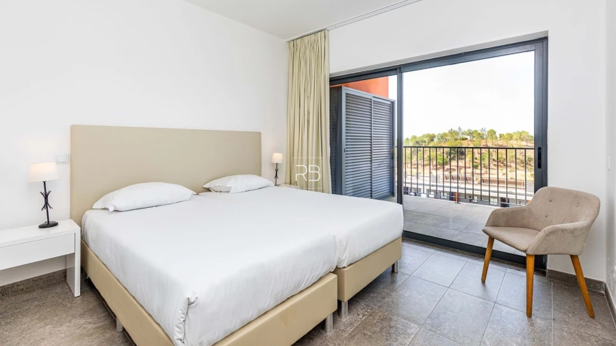 Apartamento T1 para Venda em Mexilhoeira Grande Foto 12