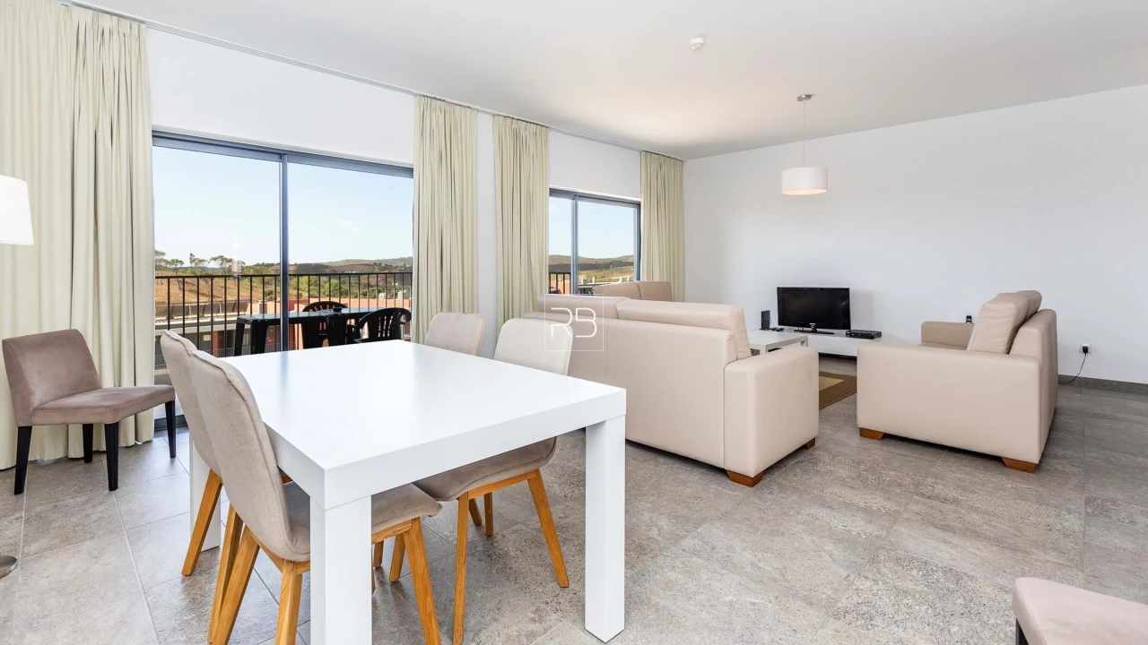 Apartamento T1 para Venda em Mexilhoeira Grande Foto 6