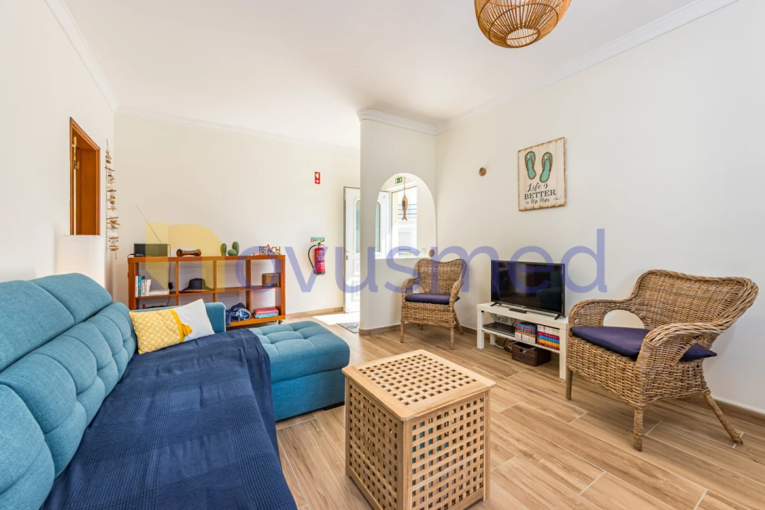 Apartamento T1 para Venda em Albufeira e Olhos de Água Foto 1