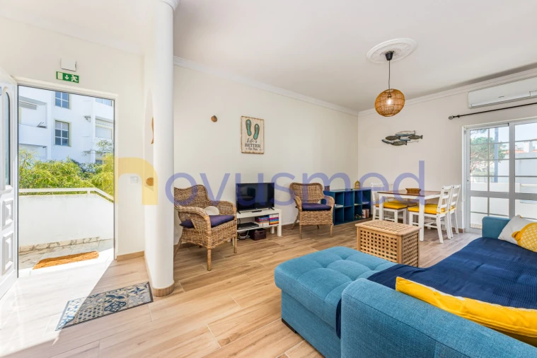 Apartamento T1 para Venda em Albufeira e Olhos de Água Foto 4