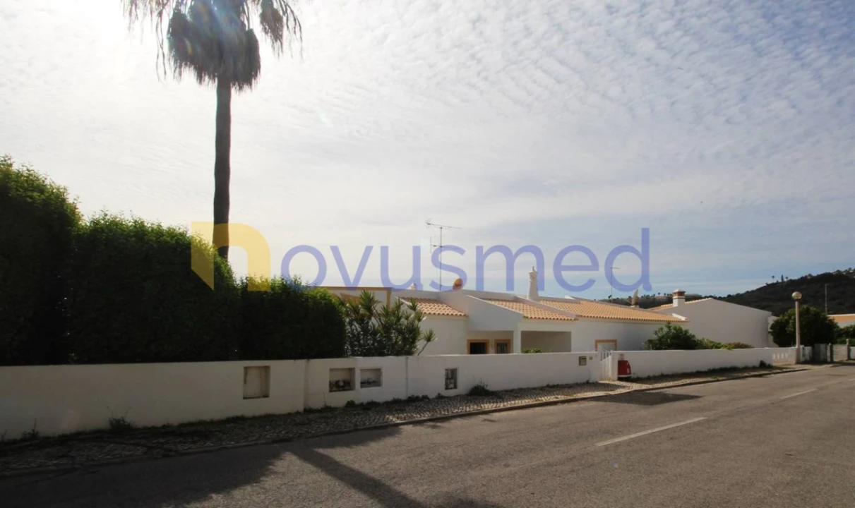 Moradia T3 para Venda em Albufeira e Olhos de Água Foto 57