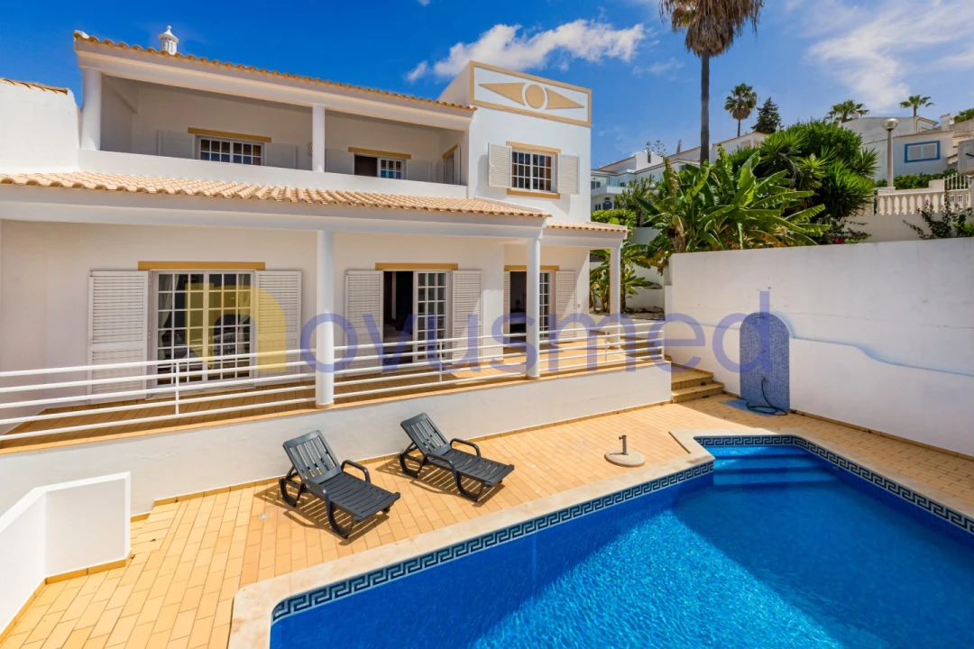 Moradia T3 para Venda em Albufeira e Olhos de Água Foto 6