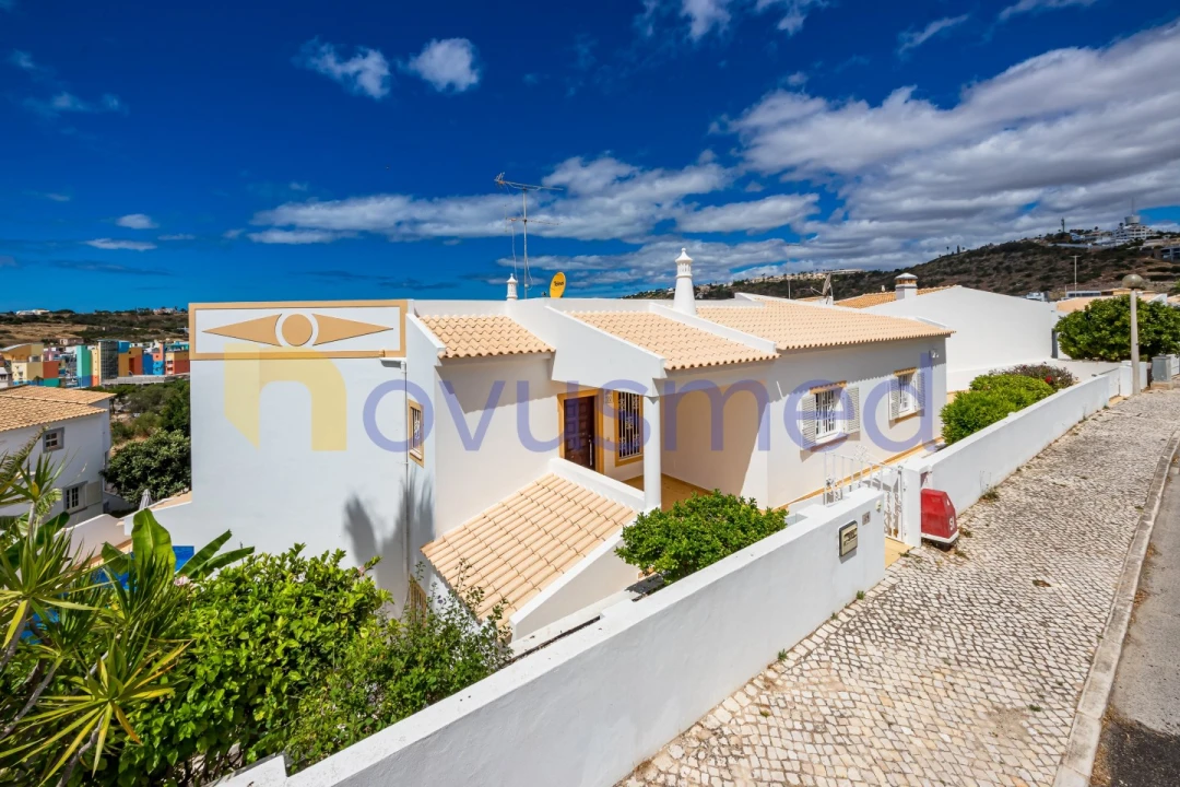 Moradia T3 para Venda em Albufeira e Olhos de Água Foto 7