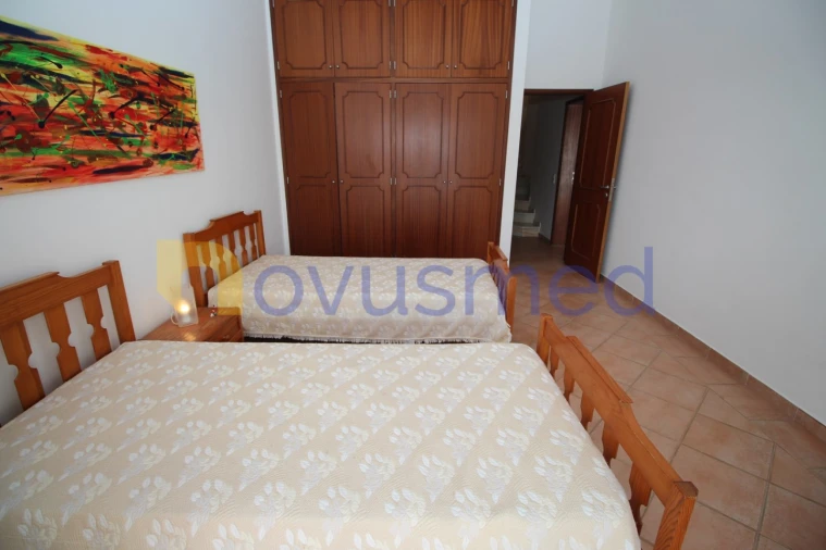 Moradia T3 para Venda em Albufeira e Olhos de Água Foto 32